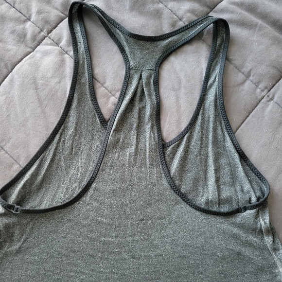 Lululemon 105 F Singlet Racer Back Gray Tank Top Size 8 - Picture 3 of 4